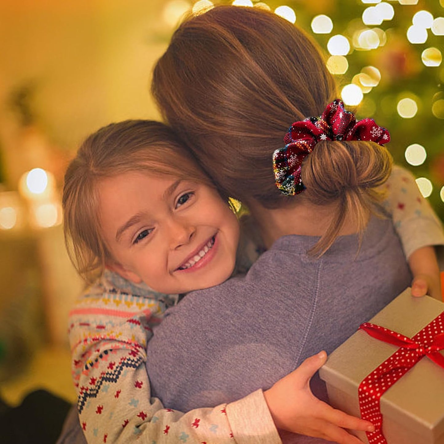 5Pcs Christmas Scrunchies Hair Accessories, Red Green Plaid Scrunchies Snowflake Hair Ties Ponytail Holders Elastic Hair Bands Chrismtas Party Dance Gym Hair Accessories for Women Girls