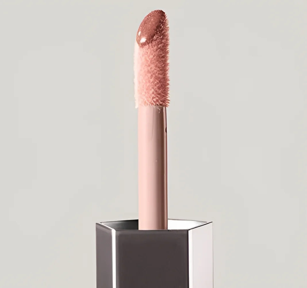by RIHANNA Gloss Bomb Universal Lip Luminizer